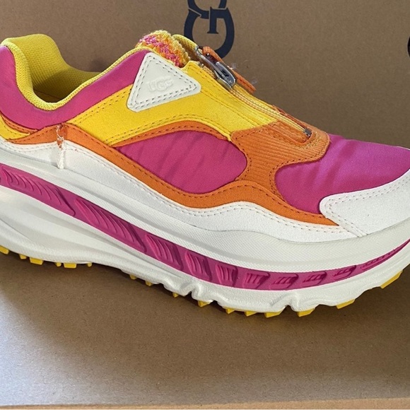 UGG Shoes - Ugg sneaker! No box ! Brand new .